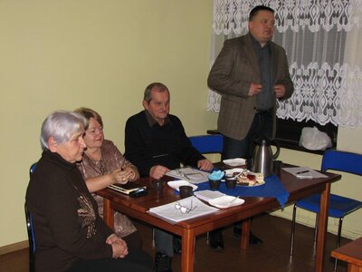 Wiceburmistrz Jarosław Wita obiecał wsparcie dla seniorów.  